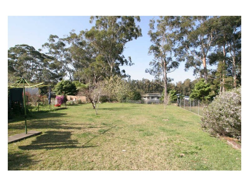 102 River Road, Sussex Inlet NSW 2540
