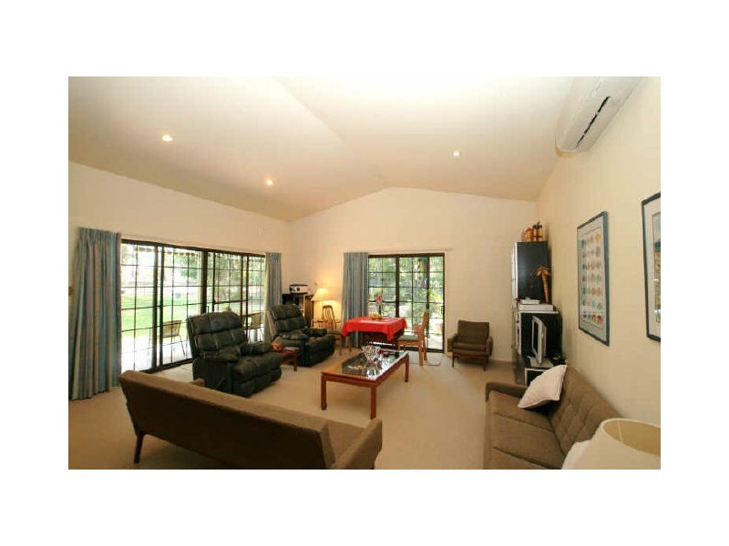 3 Florida Close, Sussex Inlet NSW 2540
