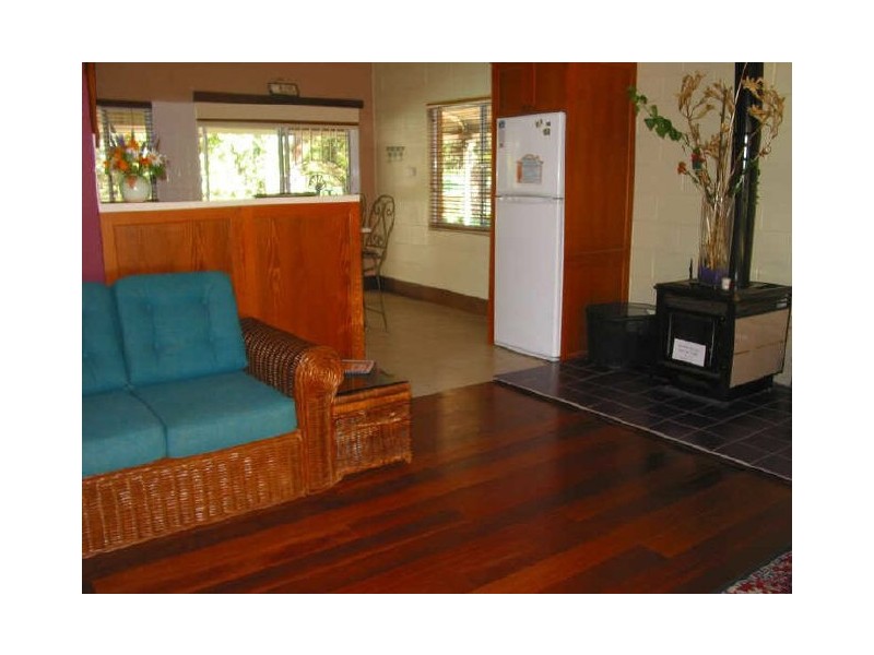 802 Sussex Inlet Road, Sussex Inlet NSW 2540