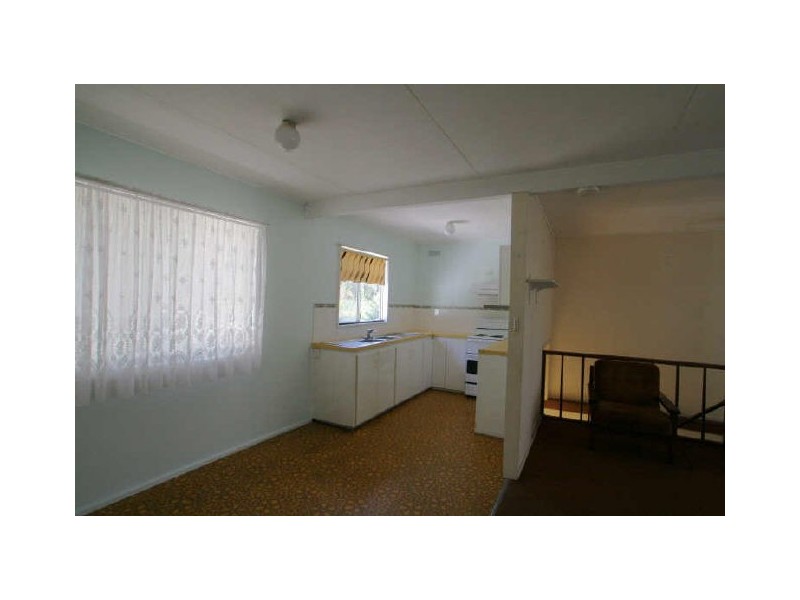 9 Government Road, Sussex Inlet NSW 2540