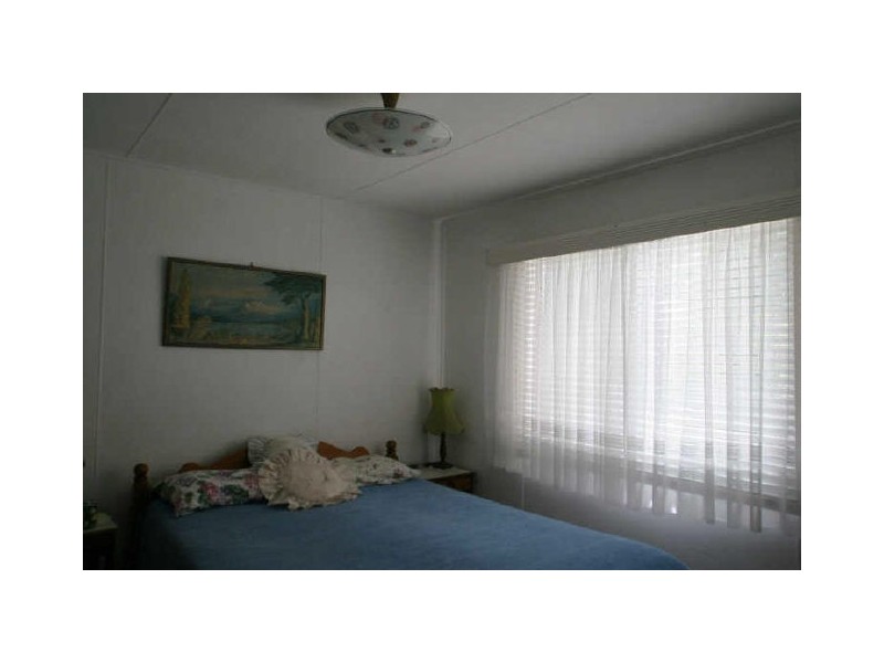 5 Inlet Avenue, Sussex Inlet NSW 2540