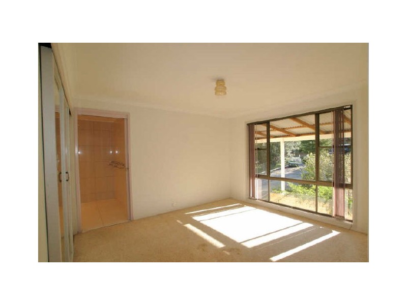 136 River Road, Sussex Inlet NSW 2540