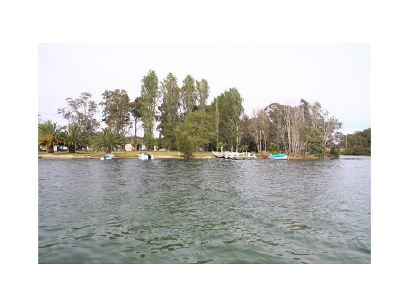 BADGEE PARK/148 River Road, Sussex Inlet NSW 2540