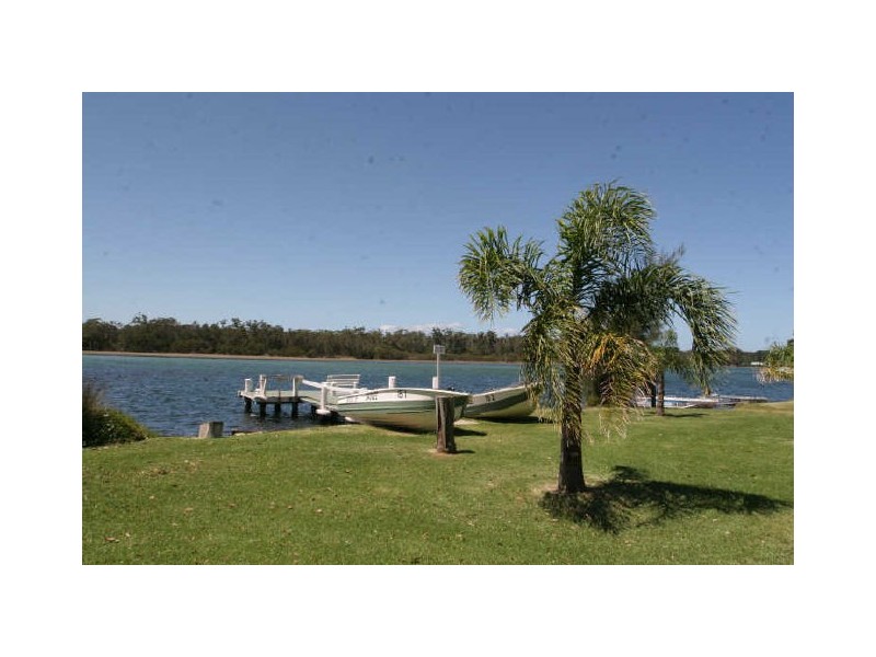 BADGEE PARK/148 River Road, Sussex Inlet NSW 2540