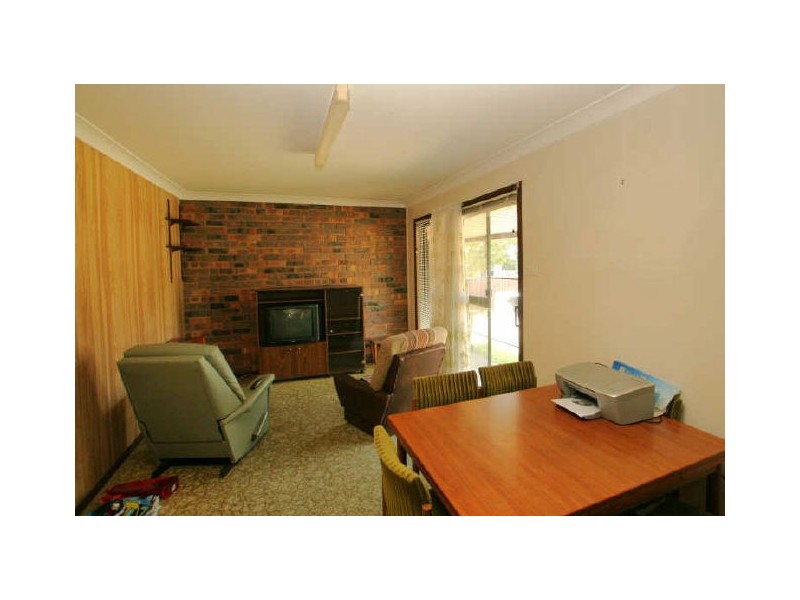 2 LAKEHAVEN DR, Sussex Inlet NSW 2540