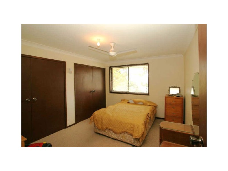 2 LAKEHAVEN DR, Sussex Inlet NSW 2540