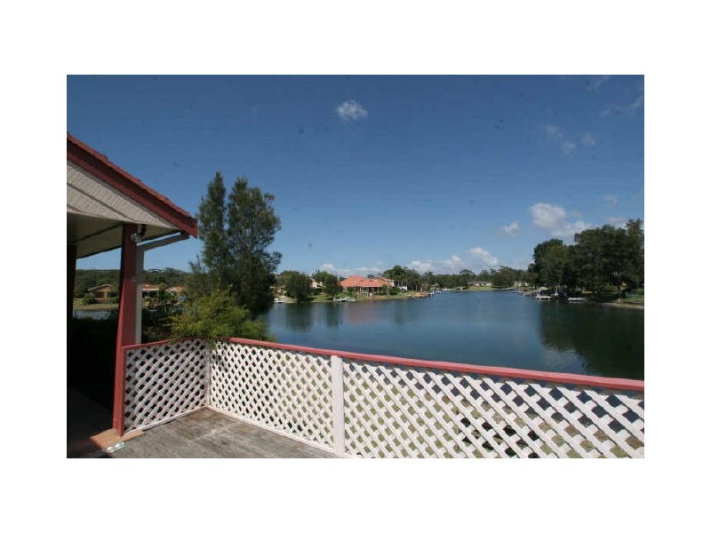 11 Teal Place, Sussex Inlet NSW 2540