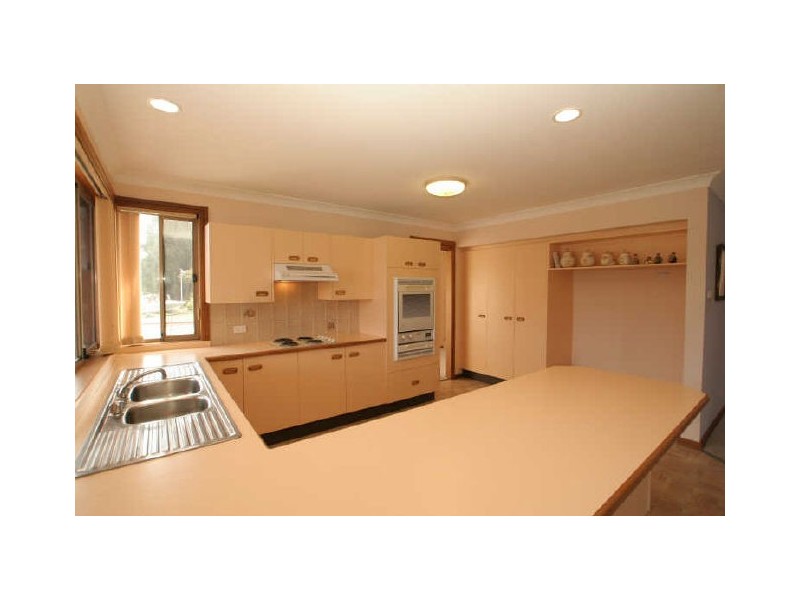 11 Teal Place, Sussex Inlet NSW 2540