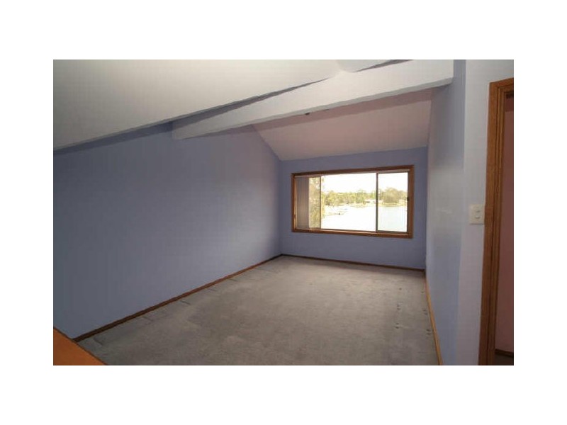 11 Teal Place, Sussex Inlet NSW 2540