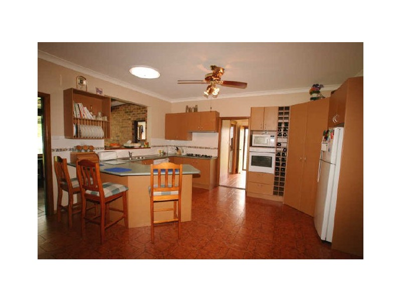 64 Watt Road, Falls Creek NSW 2540