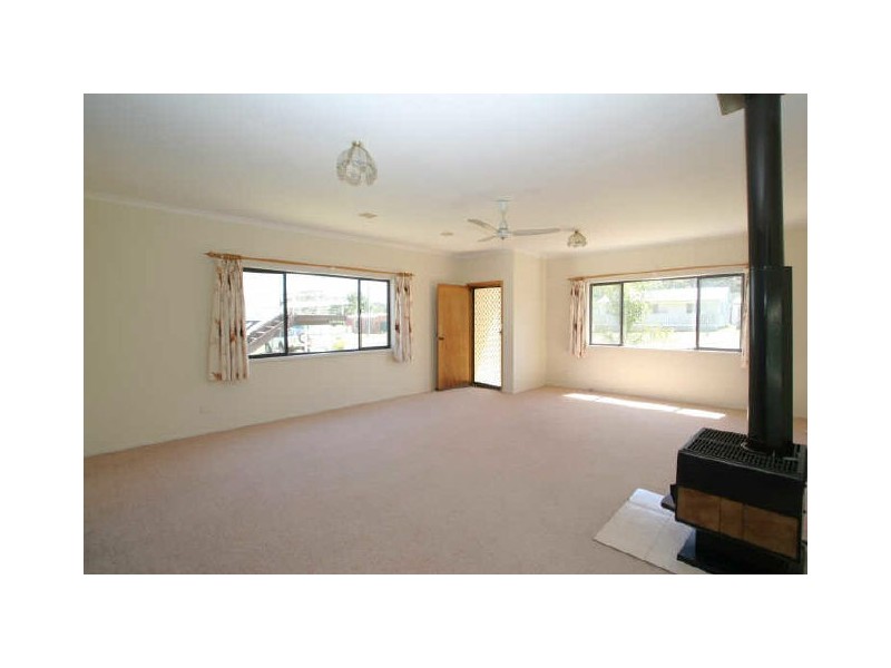 50 Glanville Road, Sussex Inlet NSW 2540