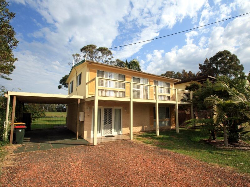 120 Jacobs Drive, Sussex Inlet NSW 2540