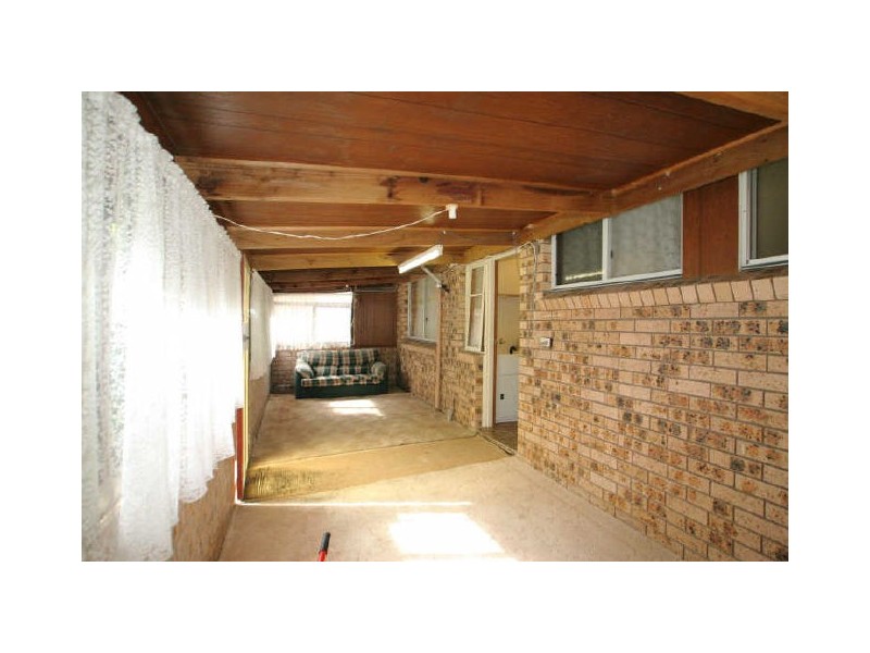 35 Government Road, Sussex Inlet NSW 2540