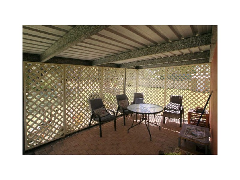 35 Government Road, Sussex Inlet NSW 2540