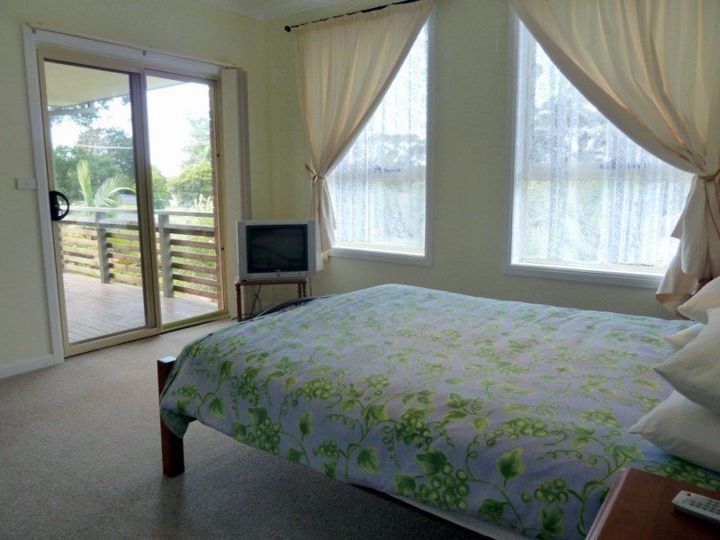 10 Lucelia Grov, Sussex Inlet NSW 2540