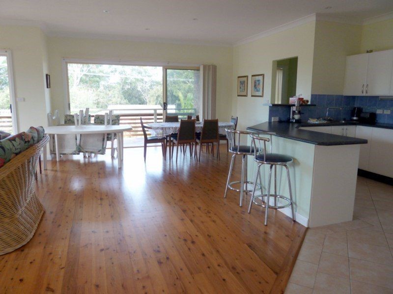 10 Lucelia Grov, Sussex Inlet NSW 2540