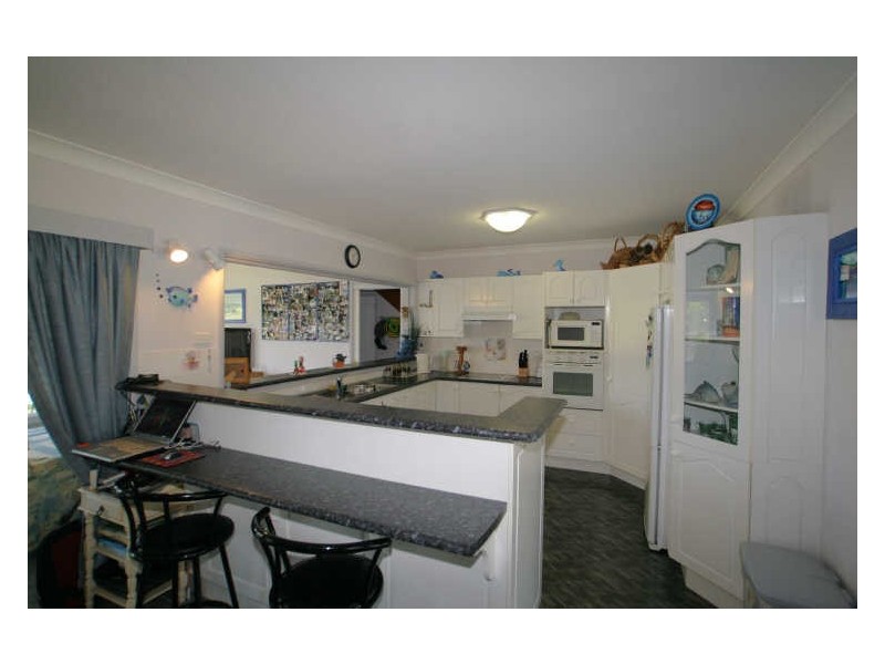 69 Jacobs Drive, Sussex Inlet NSW 2540