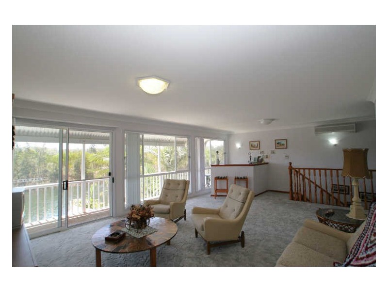 69 Jacobs Drive, Sussex Inlet NSW 2540