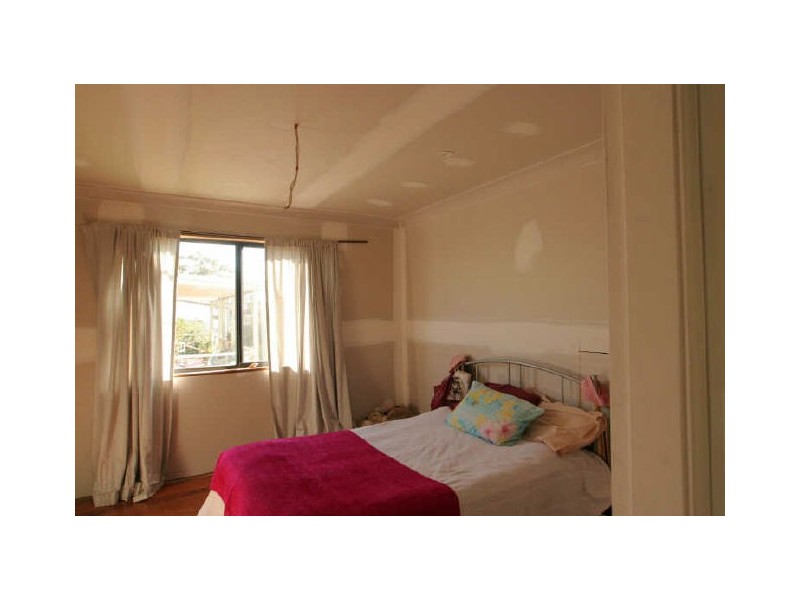 50 Ray Street, Sussex Inlet NSW 2540