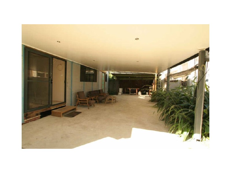 50 Ray Street, Sussex Inlet NSW 2540