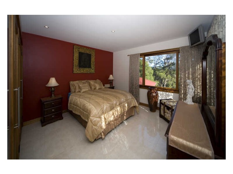 284 River Road, Sussex Inlet NSW 2540