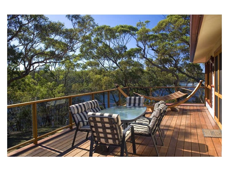 284 River Road, Sussex Inlet NSW 2540