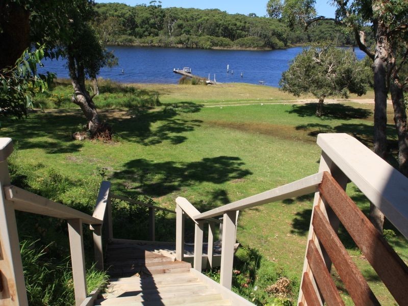 284 River Road, Sussex Inlet NSW 2540