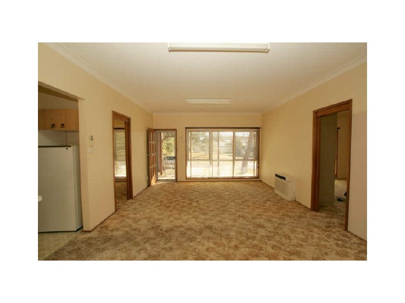 10 Voyager Avenue, Sussex Inlet NSW 2540