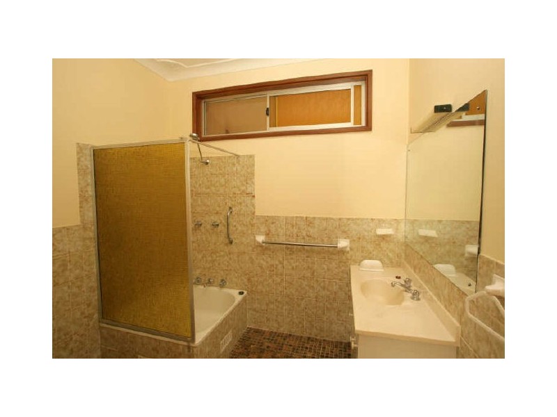 10 Voyager Avenue, Sussex Inlet NSW 2540