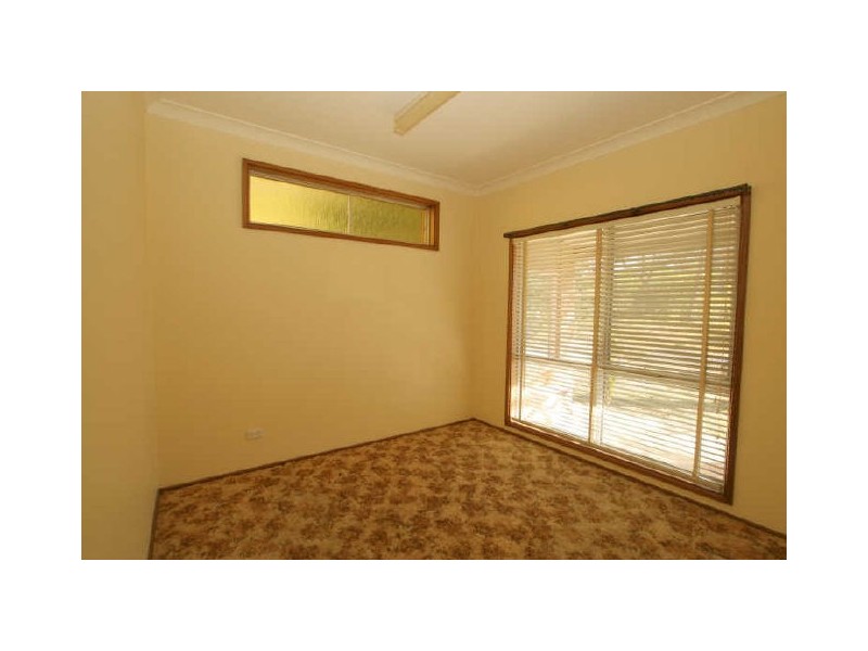 10 Voyager Avenue, Sussex Inlet NSW 2540