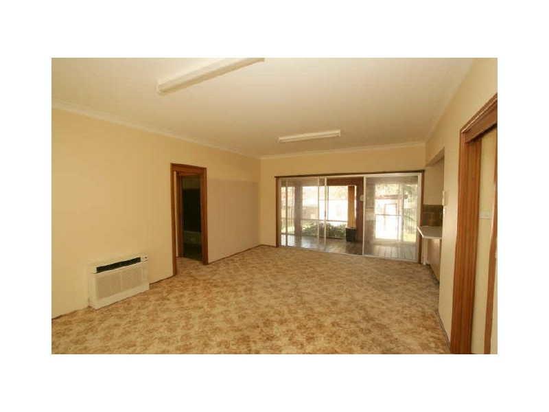 10 Voyager Avenue, Sussex Inlet NSW 2540