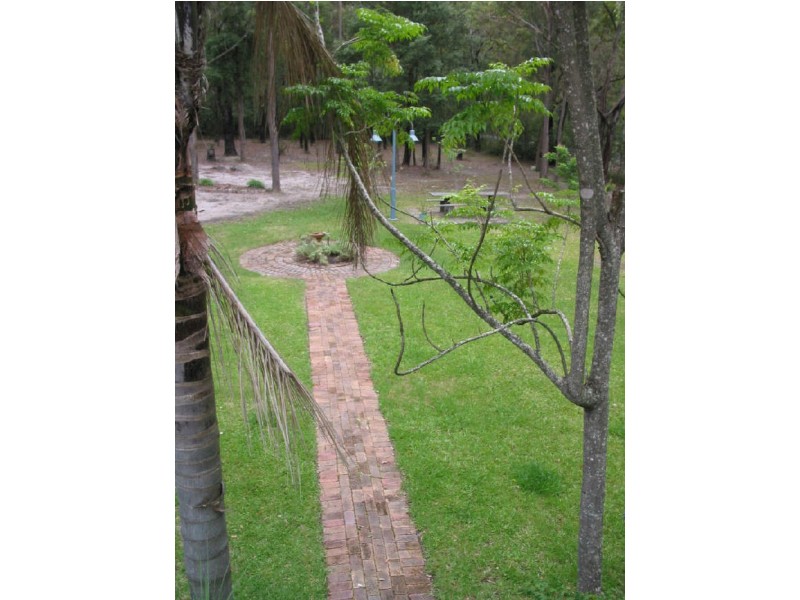 305 Sussex Inlet Road, Sussex Inlet NSW 2540