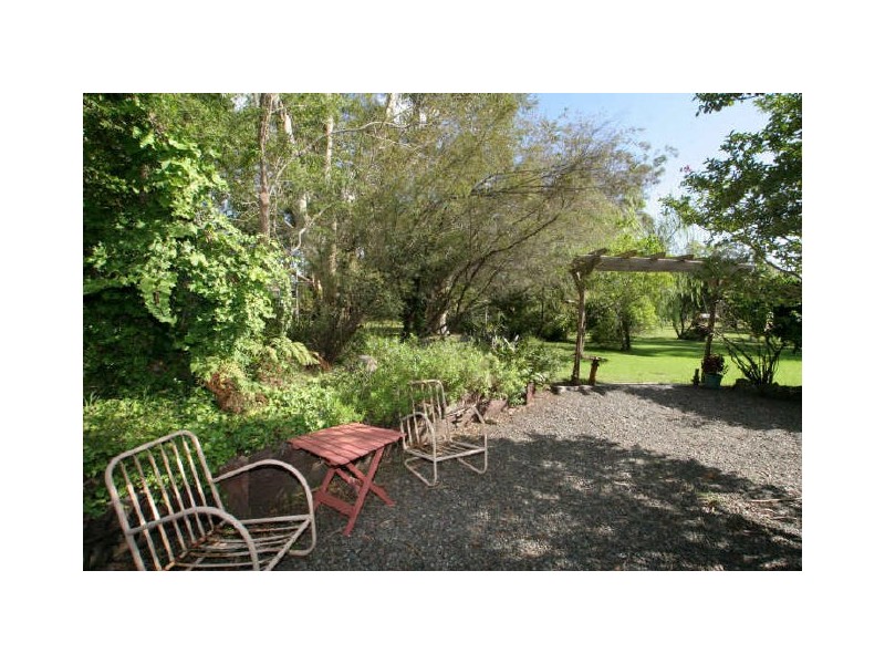 551A Sussex Inlet Road, Sussex Inlet NSW 2540