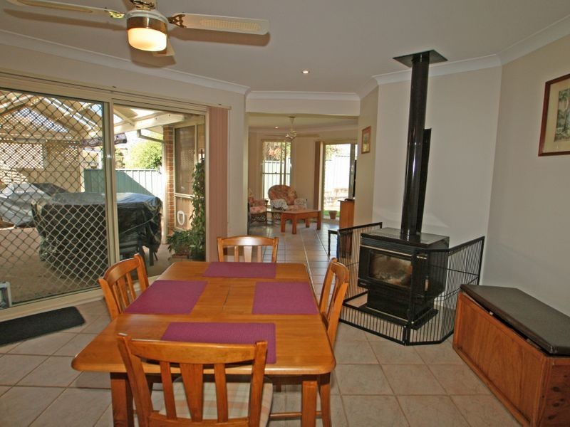 18 Suncrest Avenue, Sussex Inlet NSW 2540