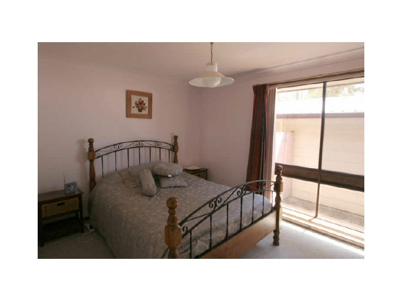 31 Suncrest Avenue, Sussex Inlet NSW 2540