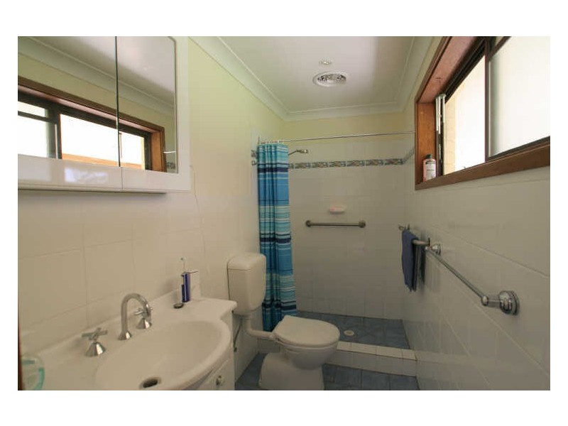 831 Sussex Inlet Road, Sussex Inlet NSW 2540