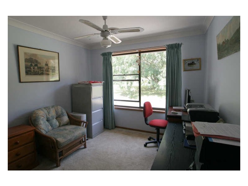 831 Sussex Inlet Road, Sussex Inlet NSW 2540
