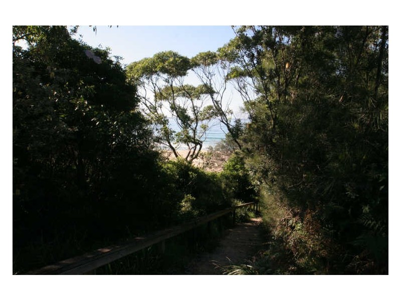 2 Pope Avenue, Berrara NSW 2540