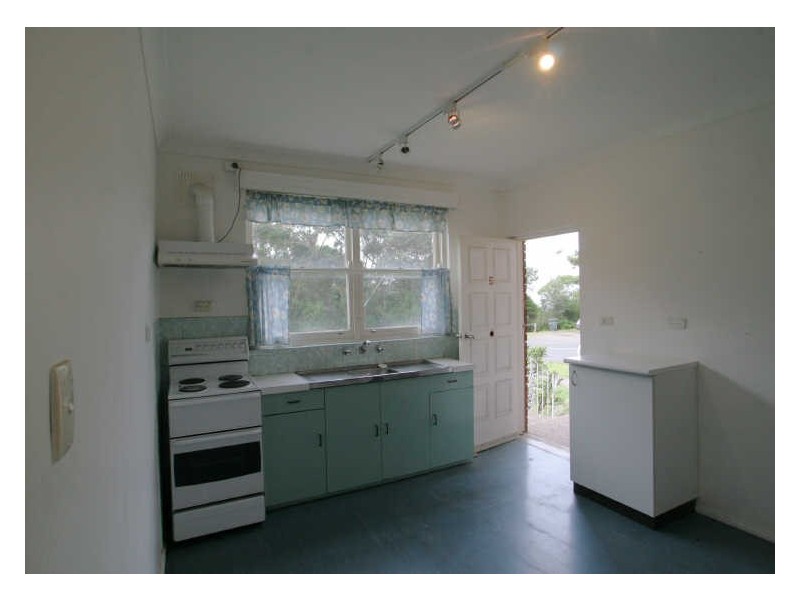 2 Pope Avenue, Berrara NSW 2540