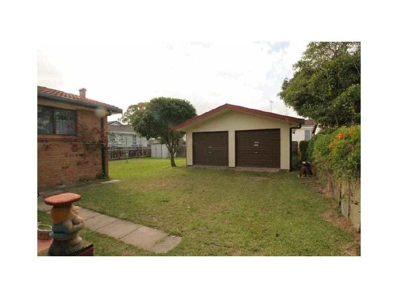 25 Banksia Street, Sussex Inlet NSW 2540