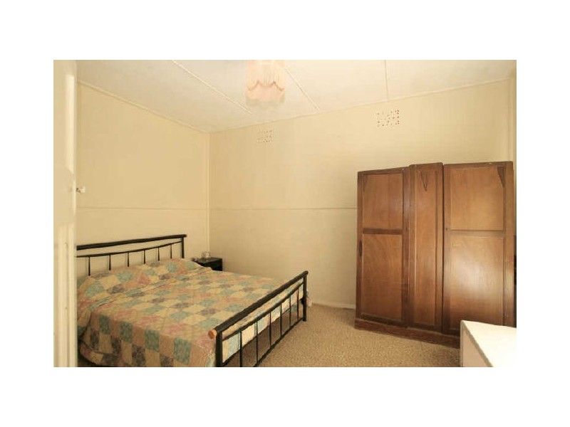 33 Government Road, Sussex Inlet NSW 2540