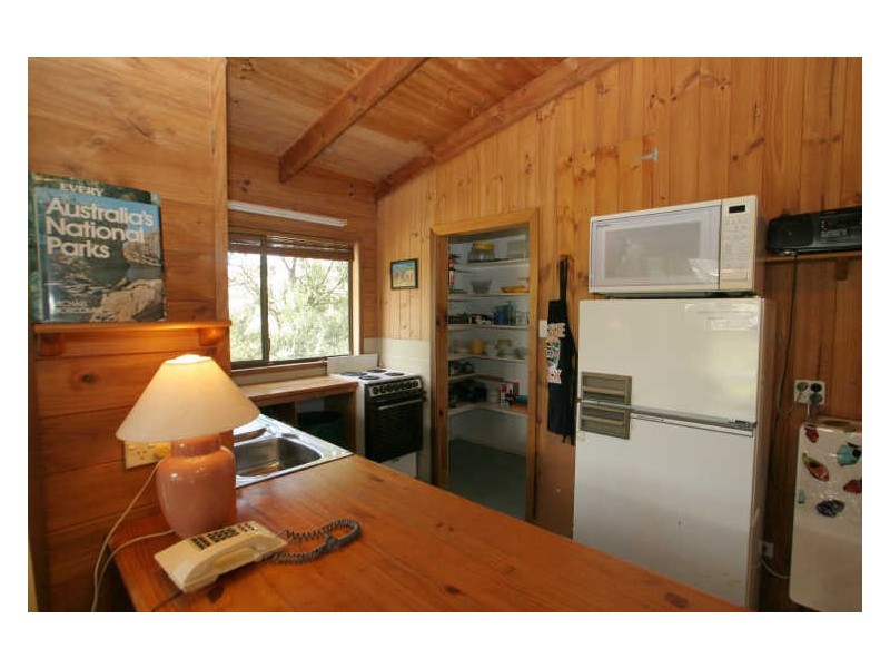 12 Lakeland Avenue, Berrara NSW 2540