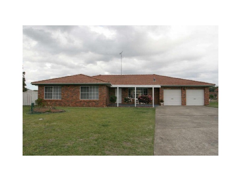 13 Teal Place, Sussex Inlet NSW 2540