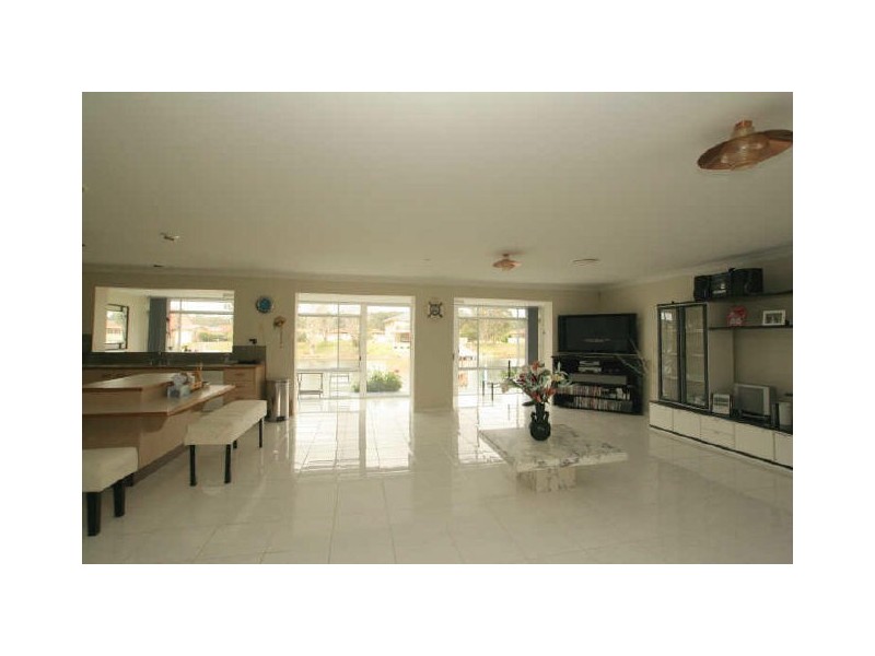 13 Teal Place, Sussex Inlet NSW 2540