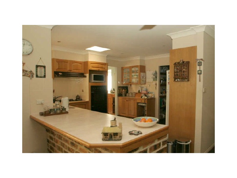 73 Suncrest Avenue, Sussex Inlet NSW 2540