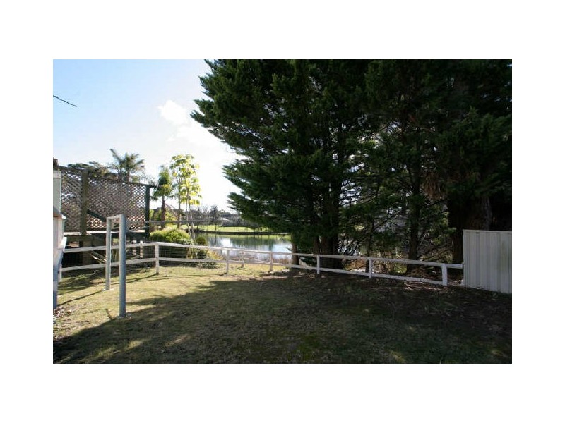 57 Sussex Inlet Road, Sussex Inlet NSW 2540