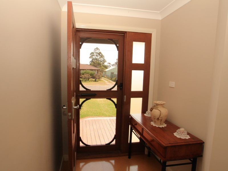 44 Ellmoos Avenue, Sussex Inlet NSW 2540