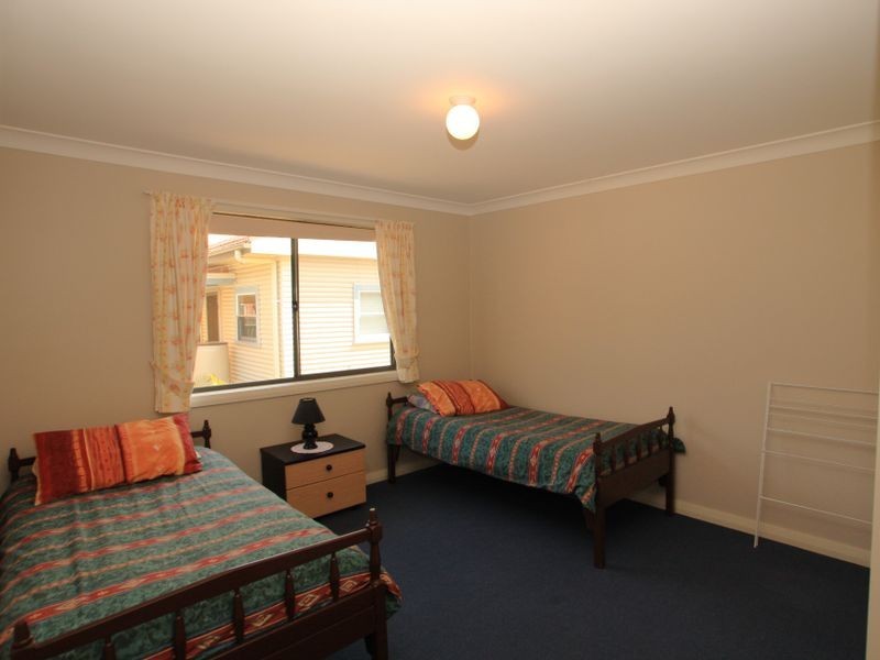 44 Ellmoos Avenue, Sussex Inlet NSW 2540