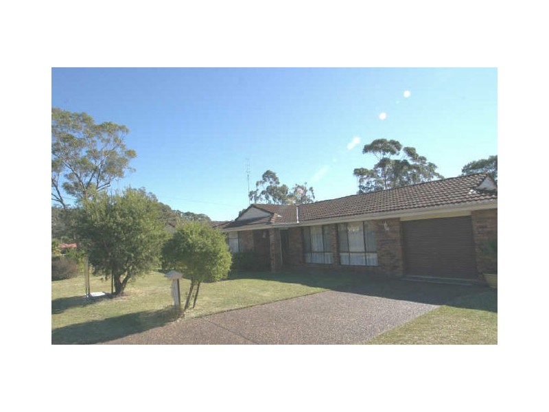 7 Suncrest Avenue, Sussex Inlet NSW 2540
