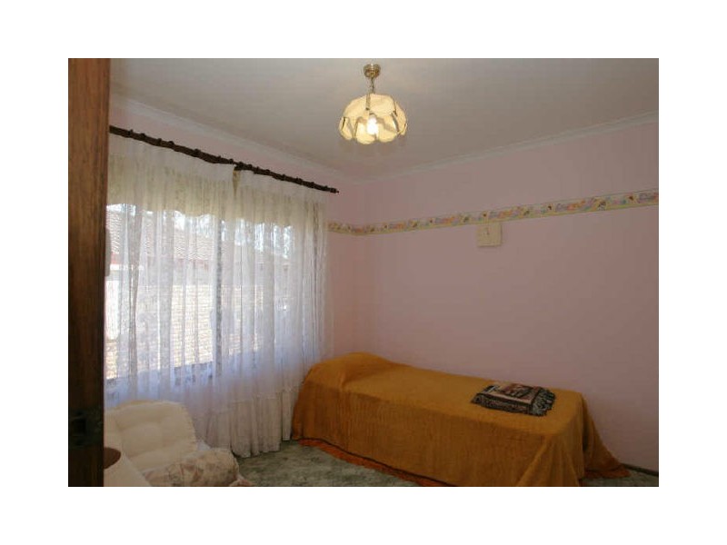 7 Suncrest Avenue, Sussex Inlet NSW 2540